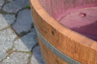 Botte in rovere tagliata a metá da utilizzare come fioriera o come piccolo stagno - oliata
